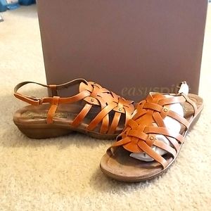 NIB Natural Easy Spirit Sandals sz 8